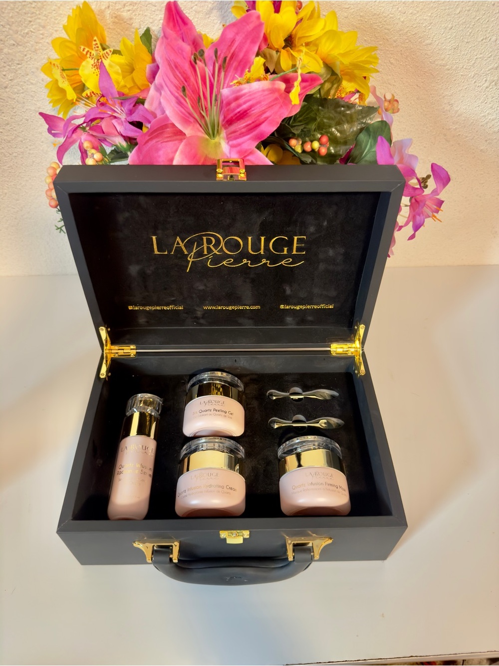 La Rouge Pierre Rose Quartz Skin Care Collection Briefcase Set